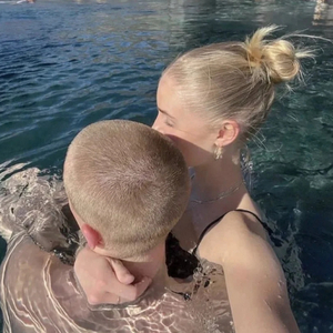 动漫口交操屁股
